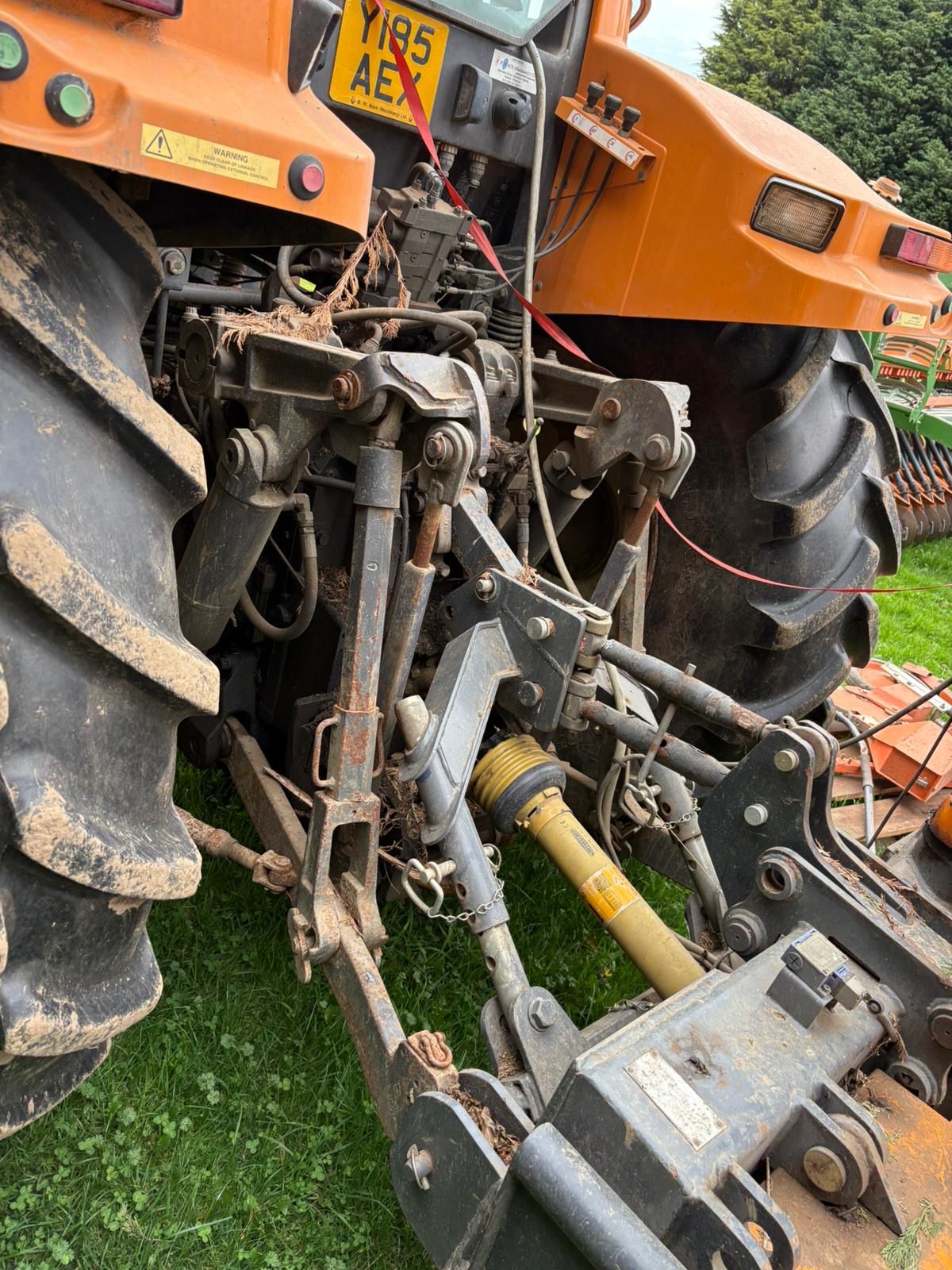Renault Ares 725 RZ photo 4