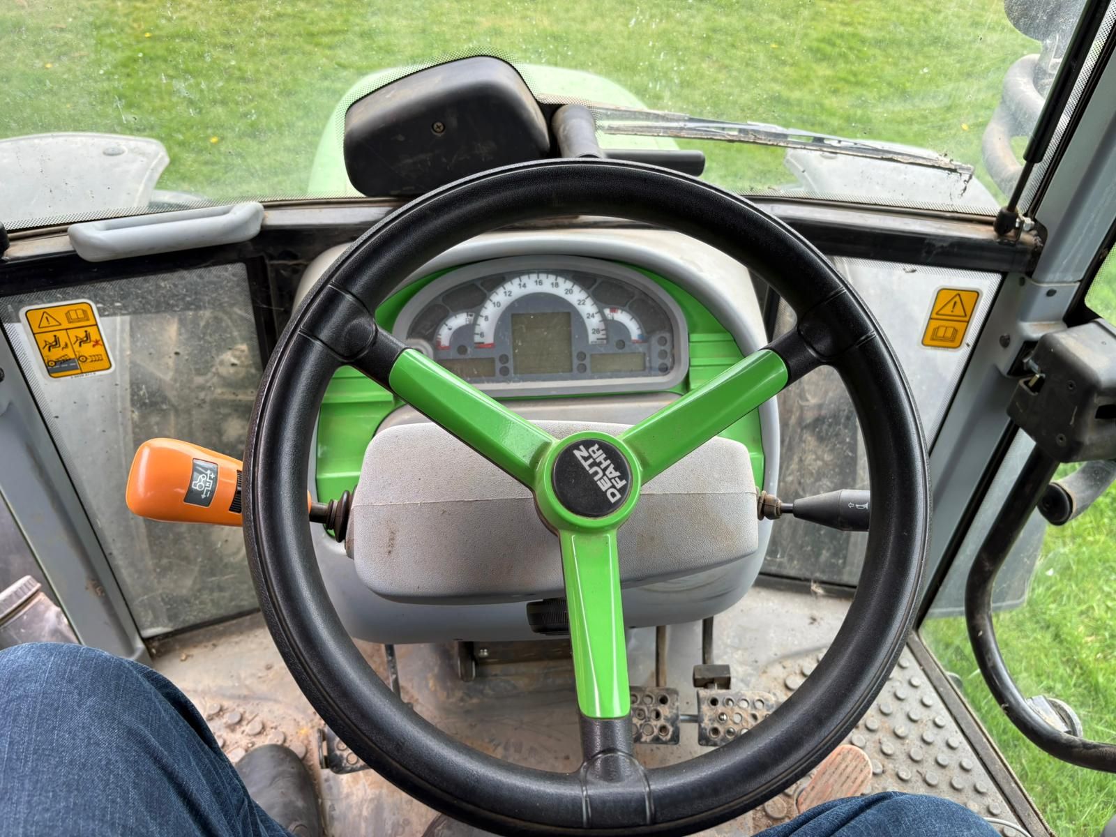 Deutz-Fahr Agrofarm TTV 430 photo 11